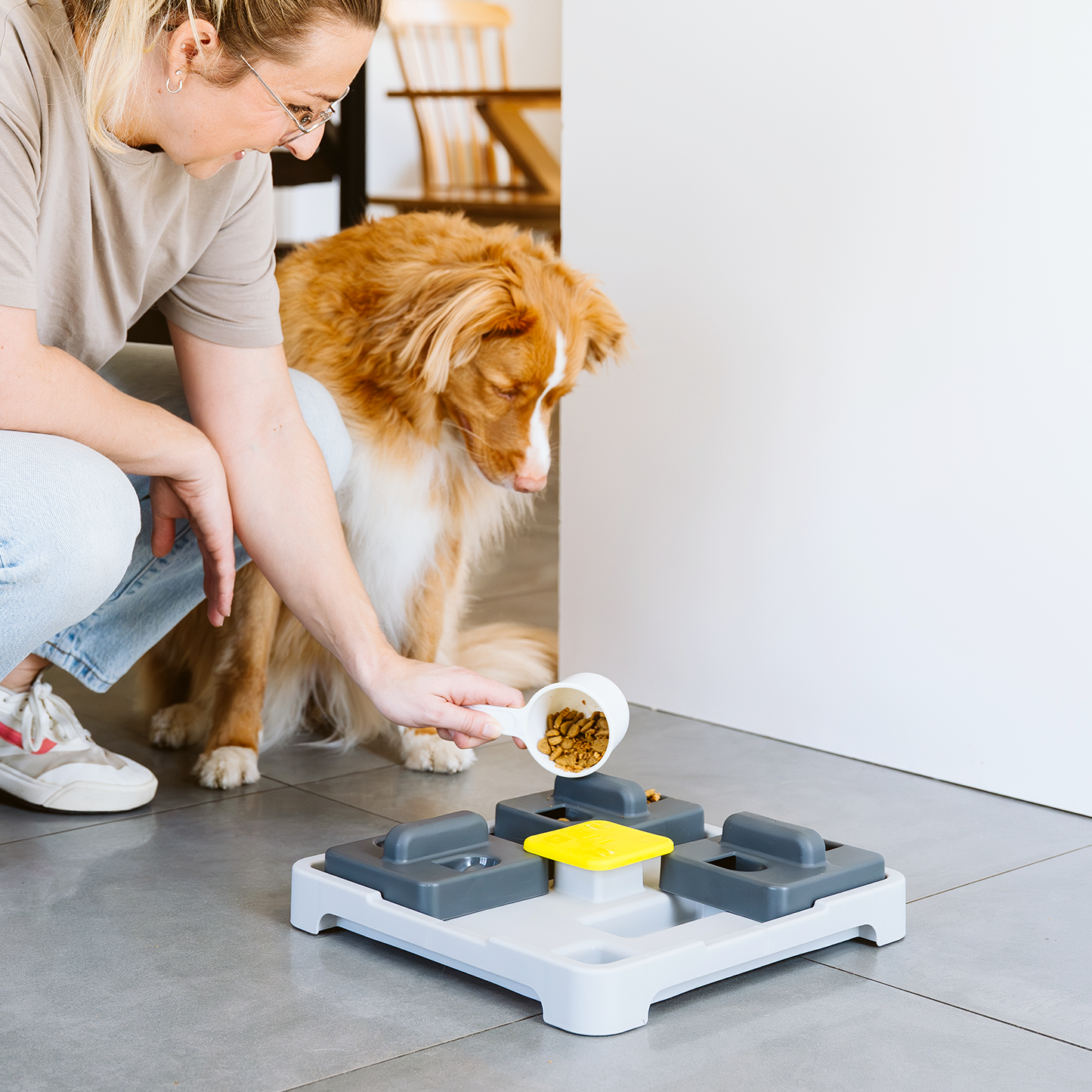 Push and find interactive dog Bowl