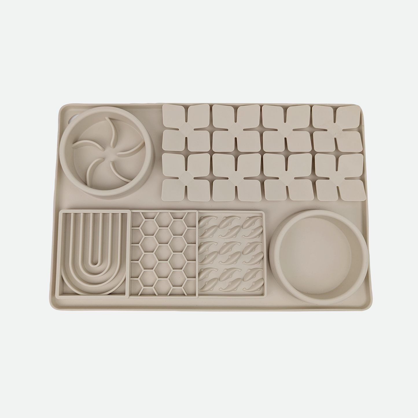 Multi textured slow feeder