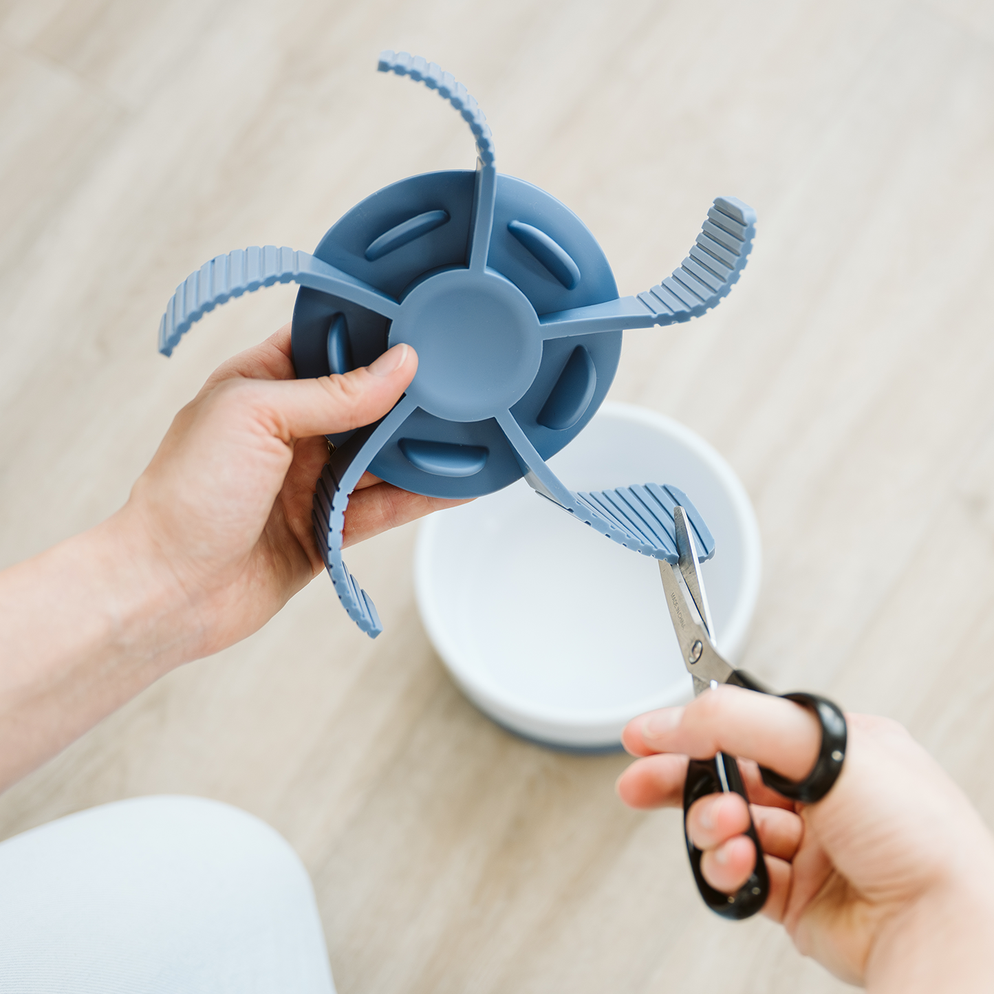 Silicone slow feeder insert